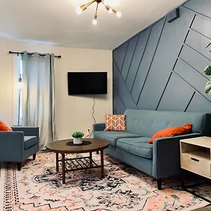 Apartment New Cozy& Stylish 2-bdrm, Close To Downtown, Unit #3, Halifax